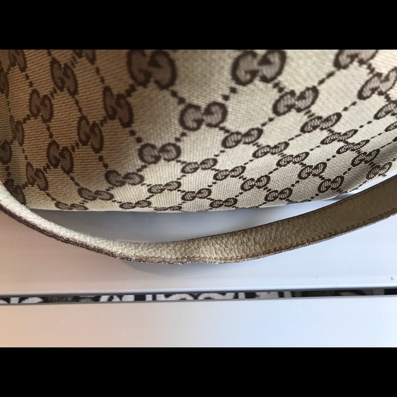 Gucci canvas hobo purse - Picture 4 of 11